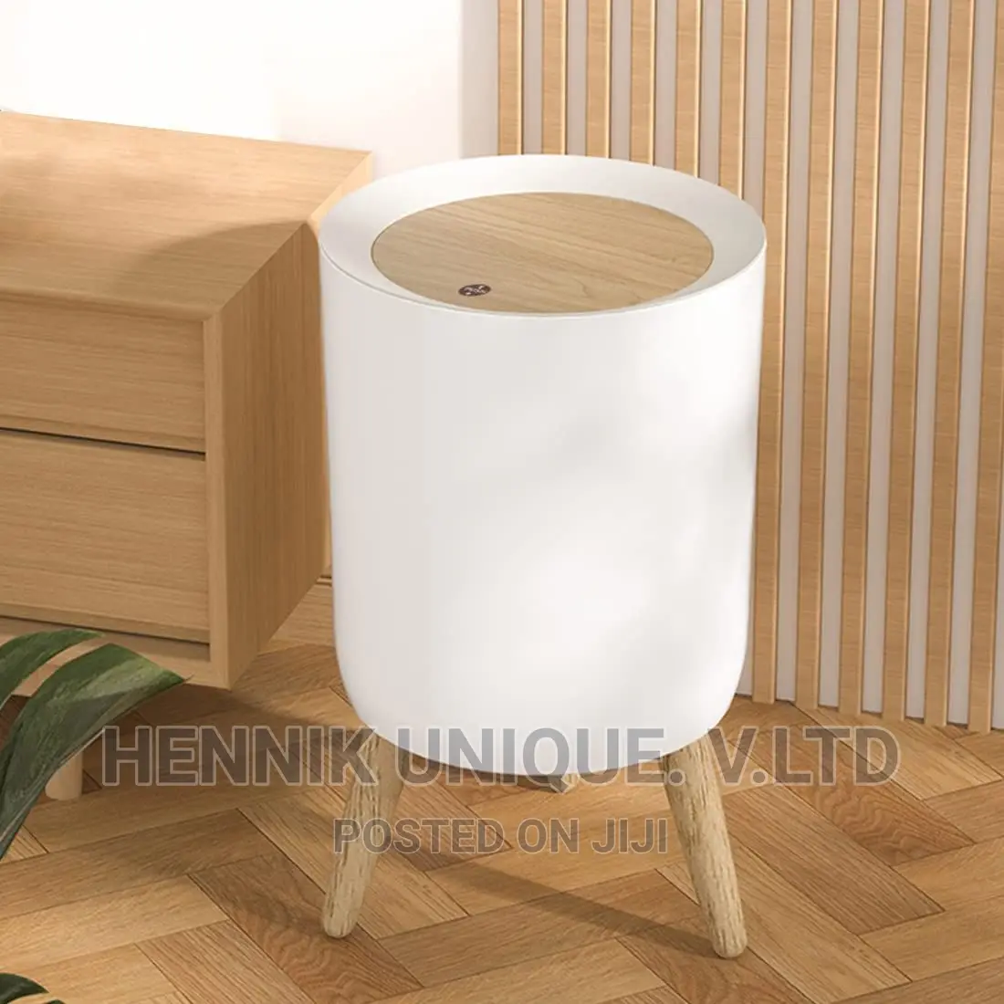 Wooden Leg Plastic Trash Bin With Legs And Push Button 7/10l
