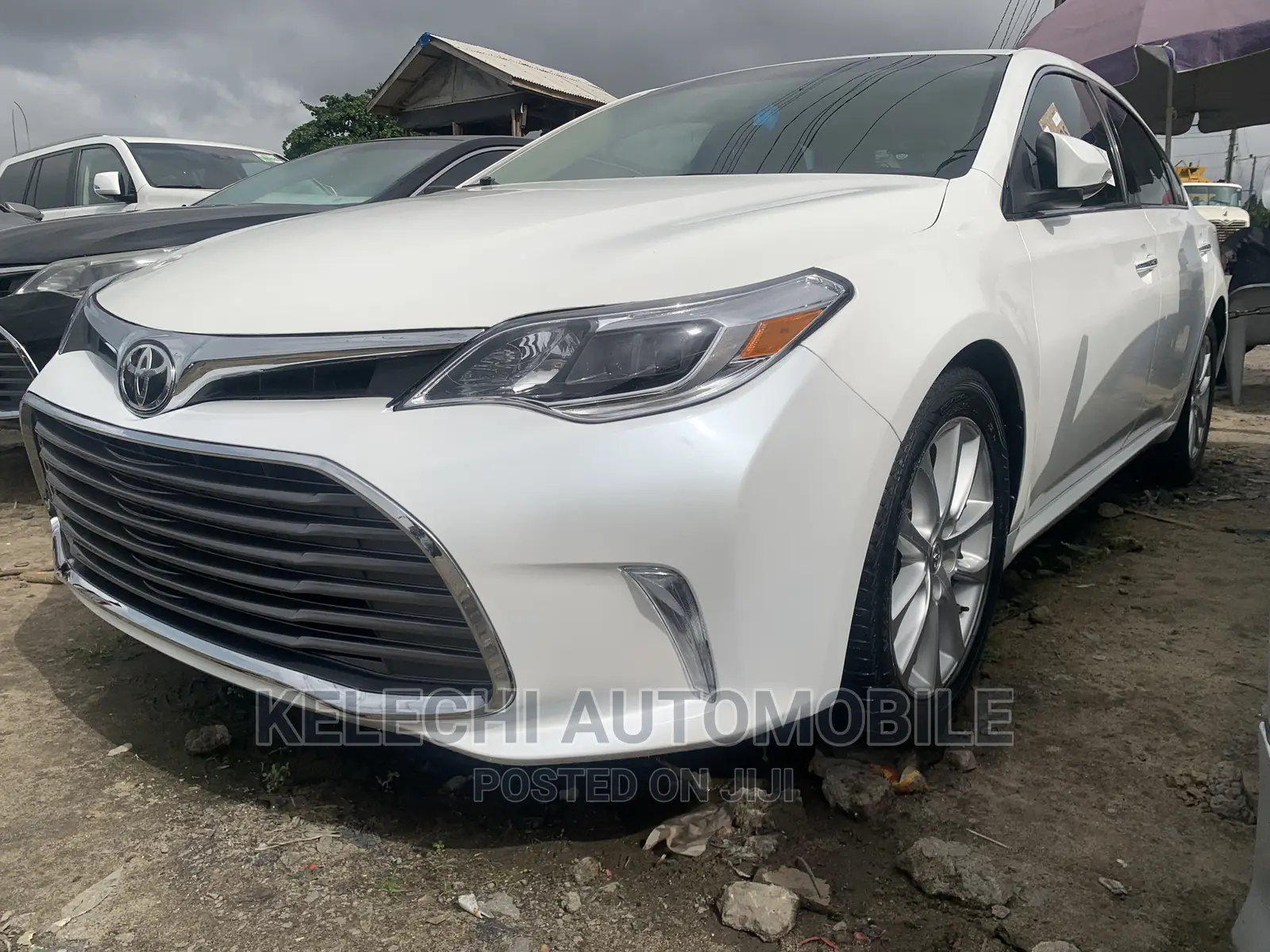 Toyota Avalon 2013 White