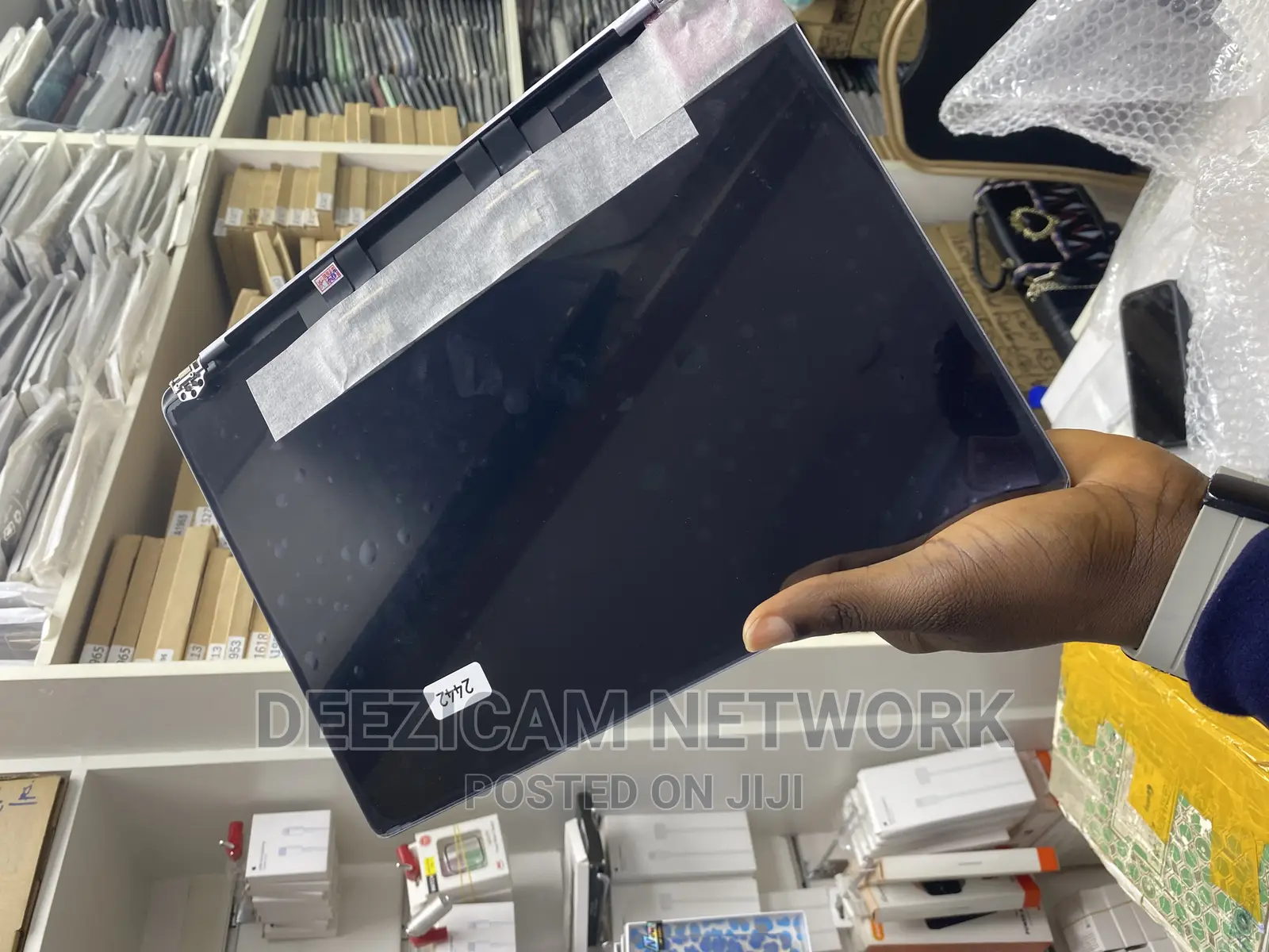 Macbook Pro 14’Inch M1 Screen Replacement