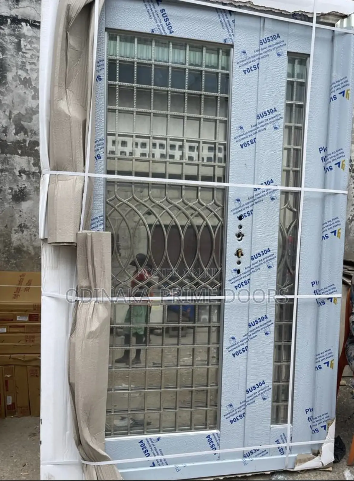 7ft by 4ft Antitrust Stainless Glass Door