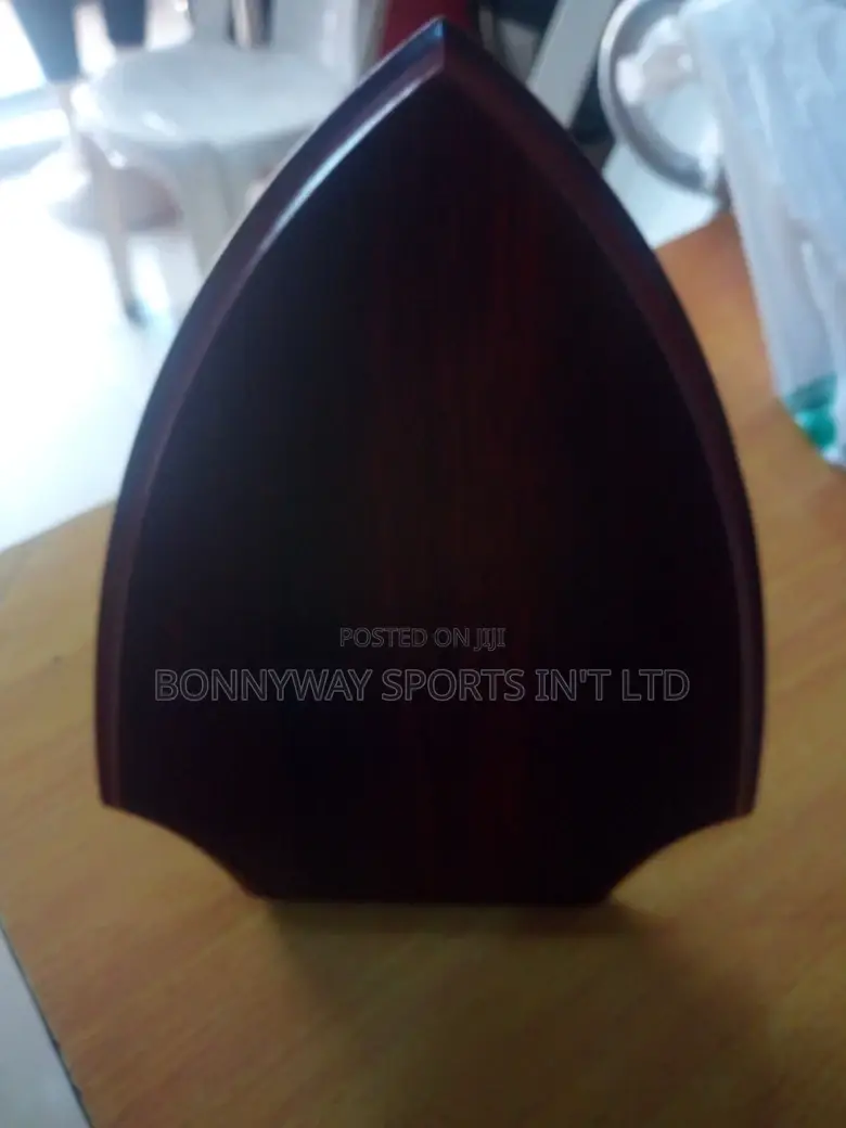 Get Ur Wooden Awards Shiled At Bonnyway Sports Ltd