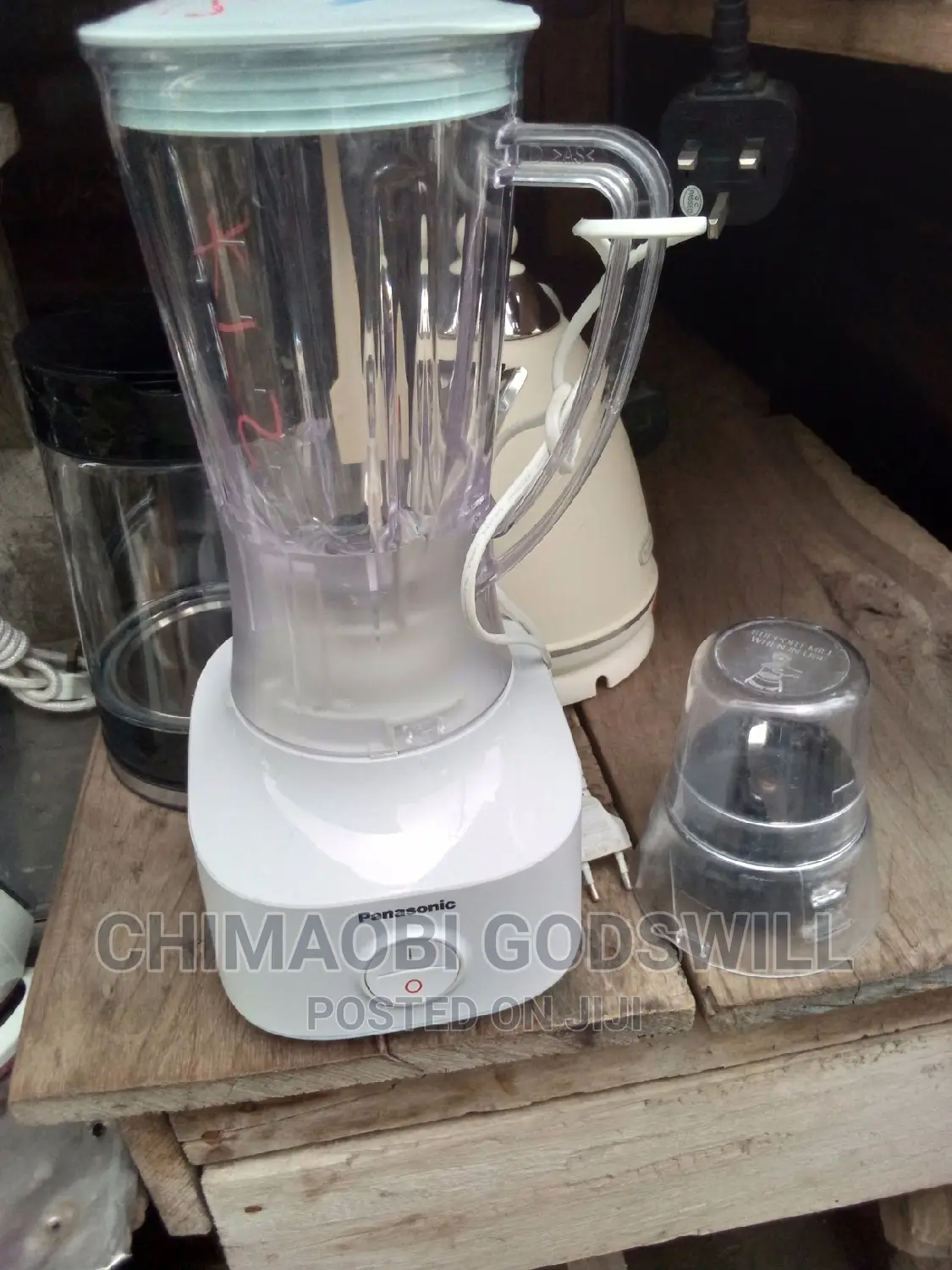 Philip Blender Tomatoes Smothie and Crayfish Smooth Blender