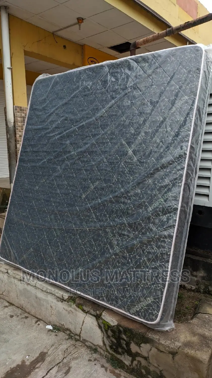 6 by 6 by 8" Royal Foam Gallant Mattress