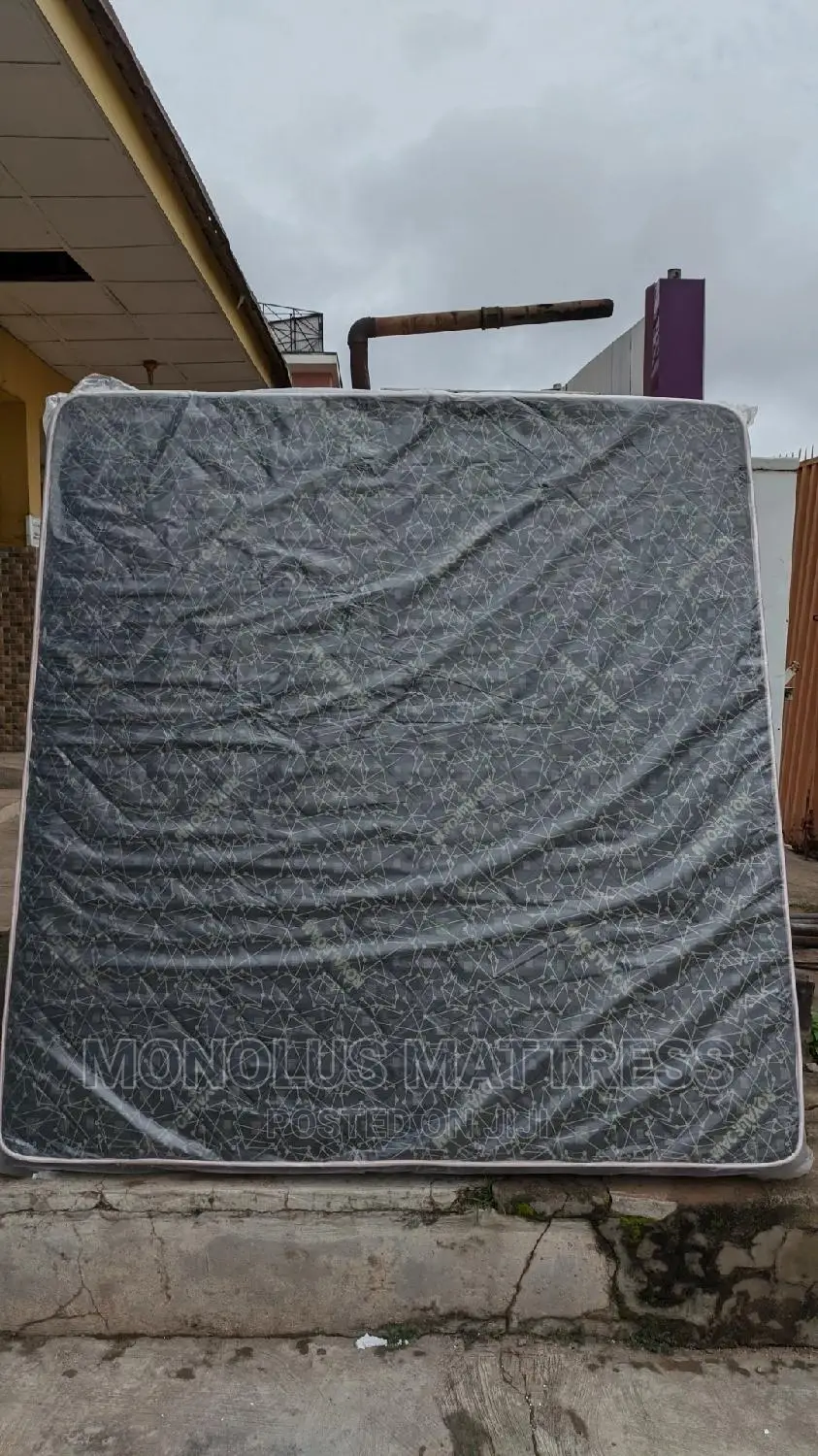 6 by 6 by 8" Royal Foam Gallant Mattress
