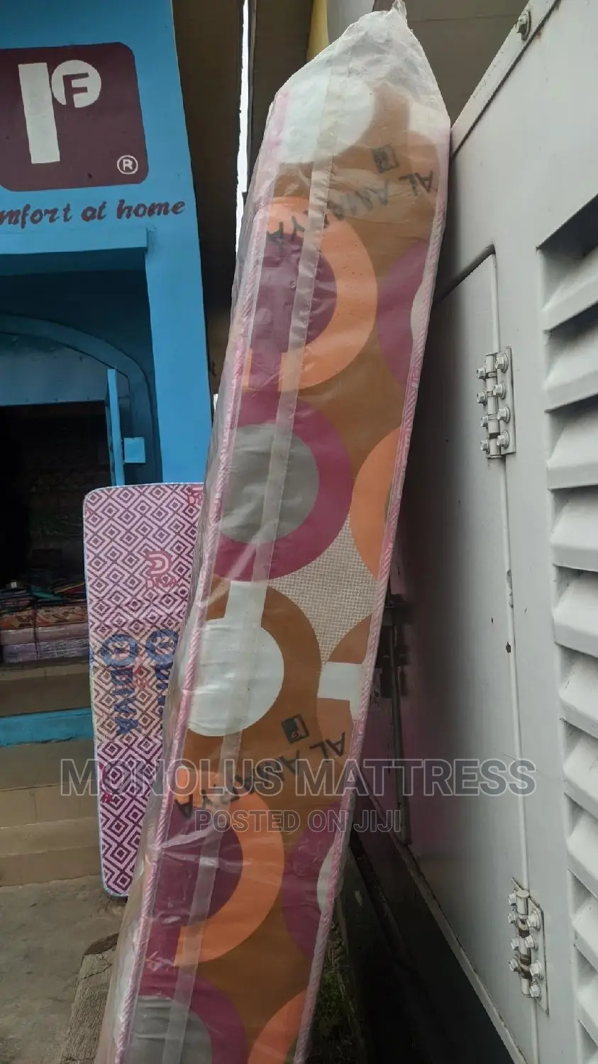3.5 by 6 by 8 Inches Royal Foam Amarya Mattress