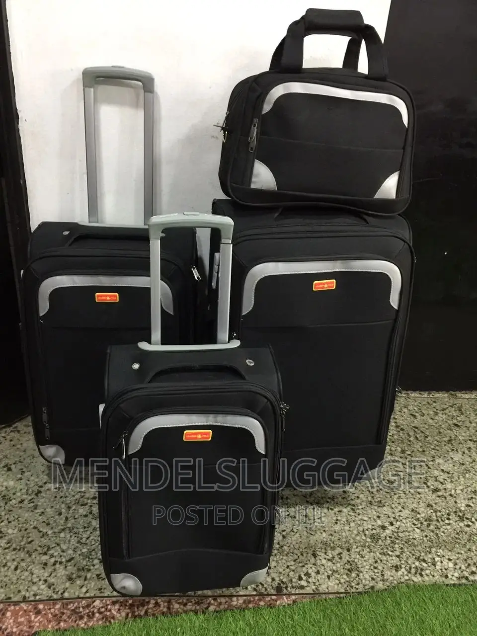 Make Your Travel Easier With Our Pratical Bags