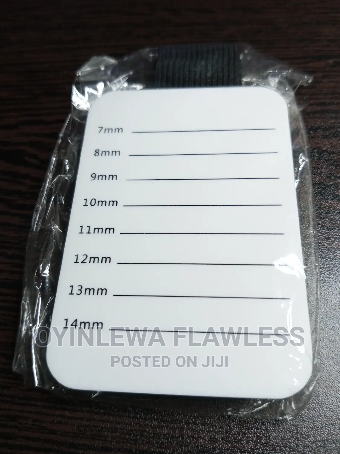 Eyelash Holder Wrist Tile Band