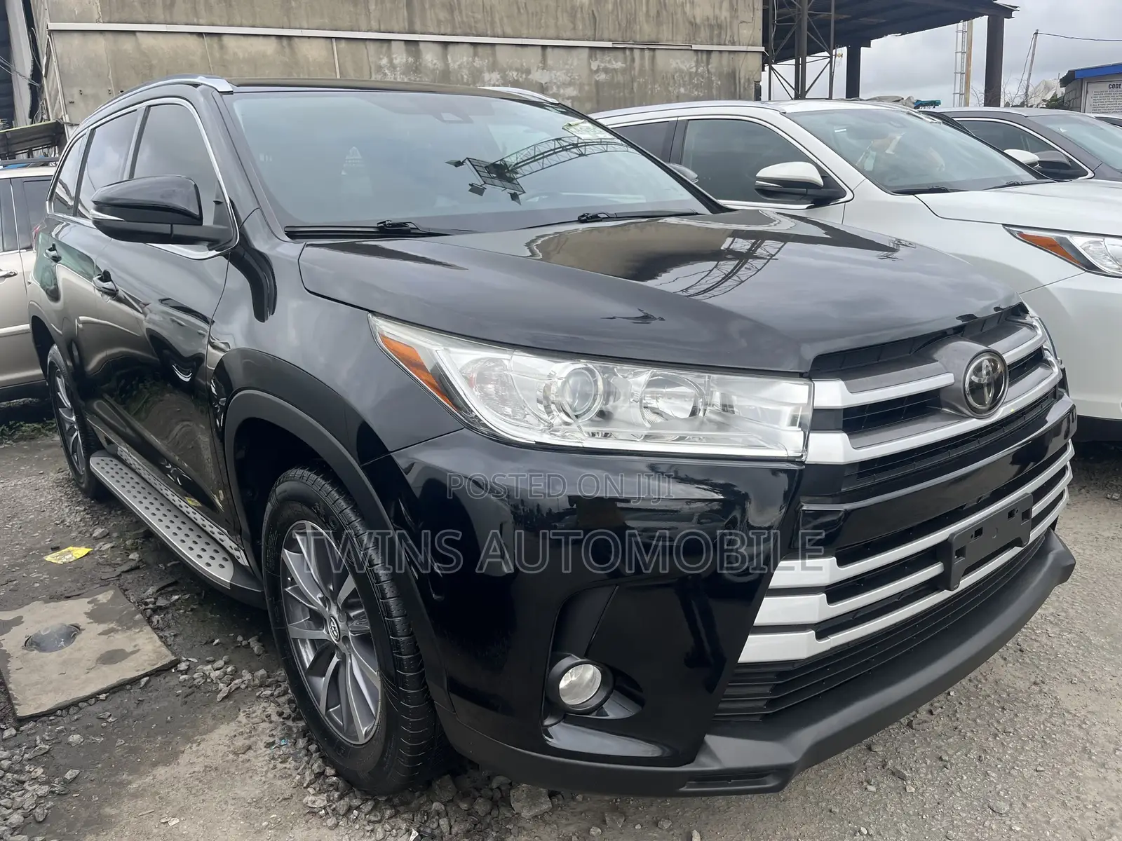 Toyota Highlander XLE 2019 Black