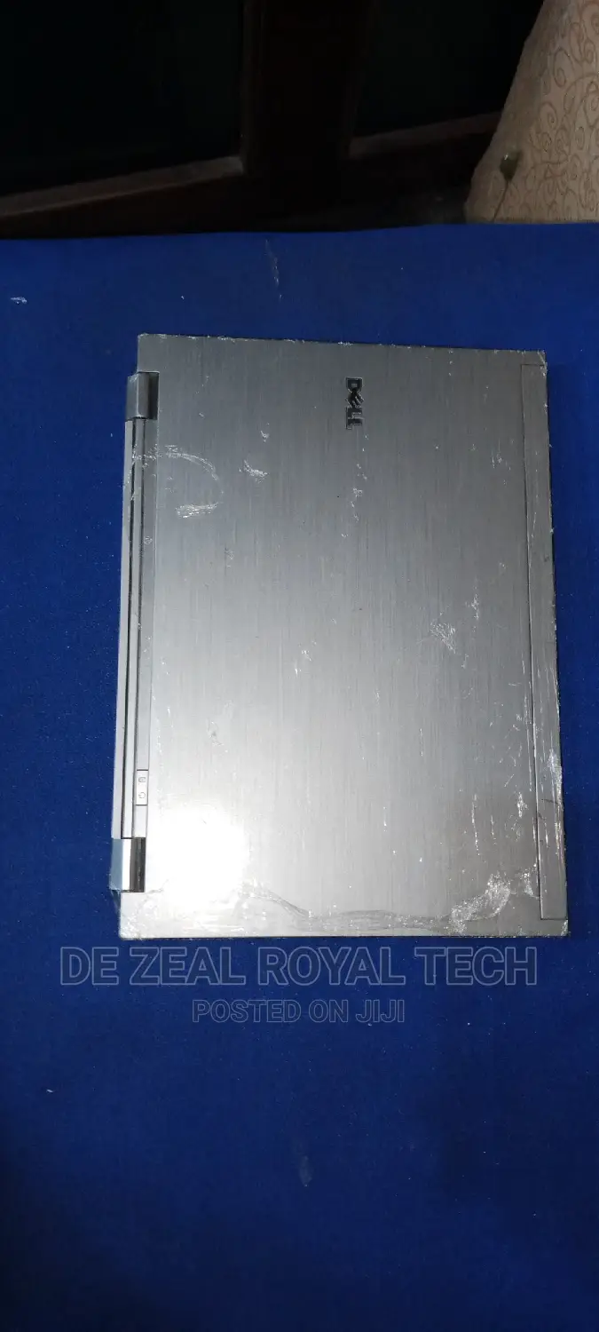 Laptop Dell Latitude E7240 4GB Intel Core I5 HDD 500GB