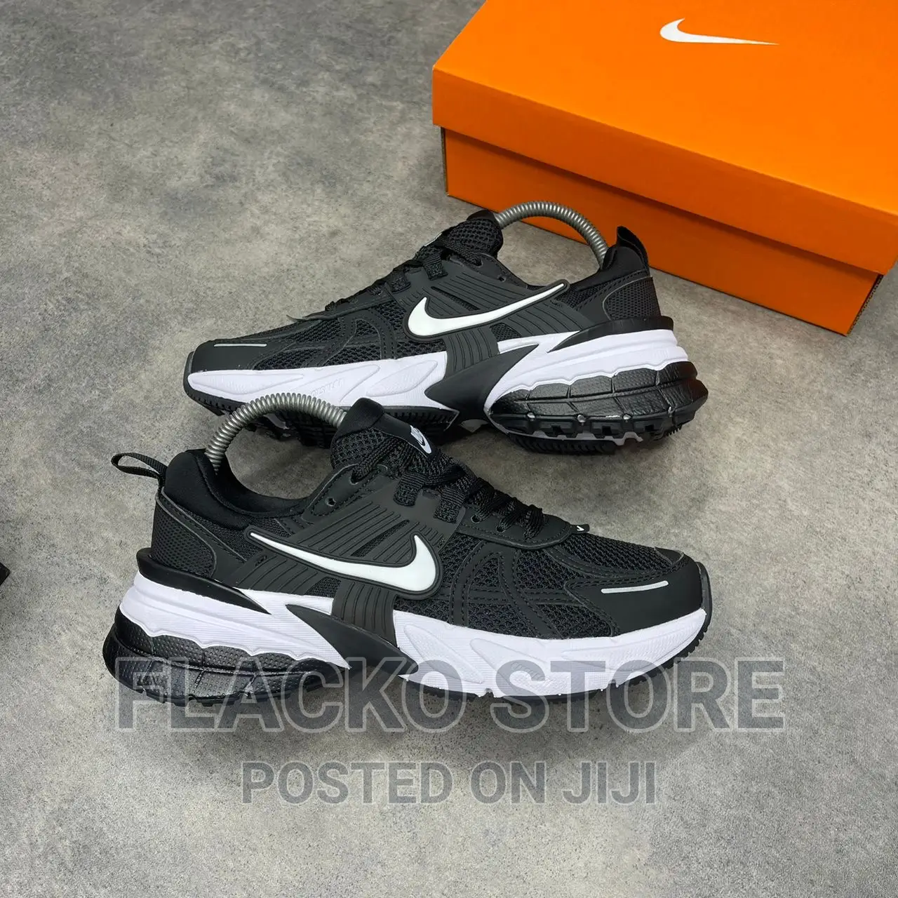 Original Nike V2k Run Runtekk Summit Women Black Sneakers