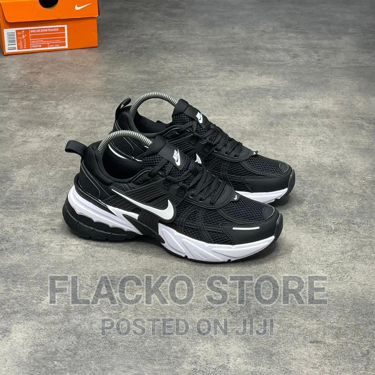 Original Nike V2k Run Runtekk Summit Women Black Sneakers
