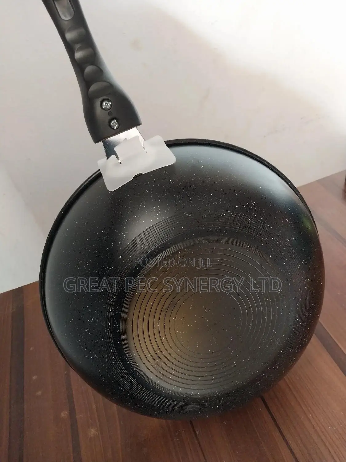 Deep Nonstick Fry Pan - 30cm Woks
