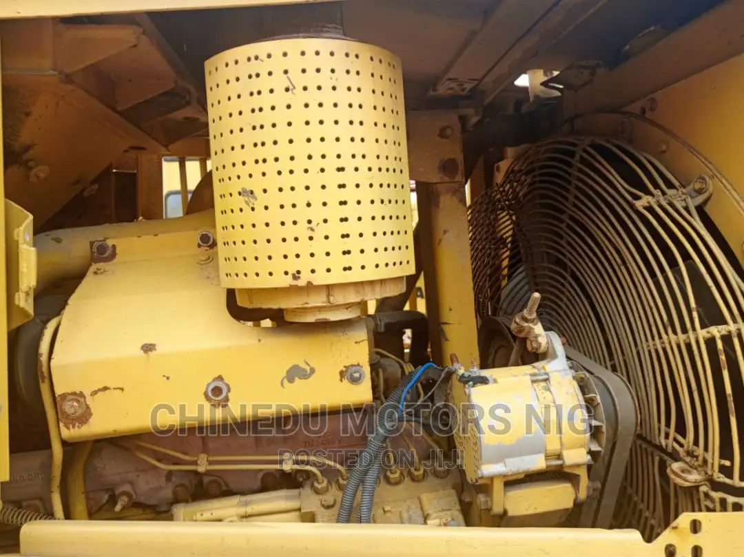 Cat D6H Xl Bulldozer With Ripper