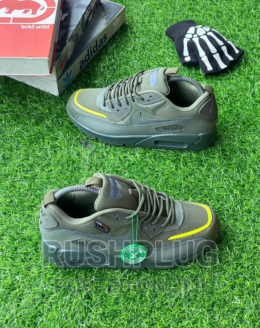 Air Jordan 4 Retro “Black Camouflage” Sneakers