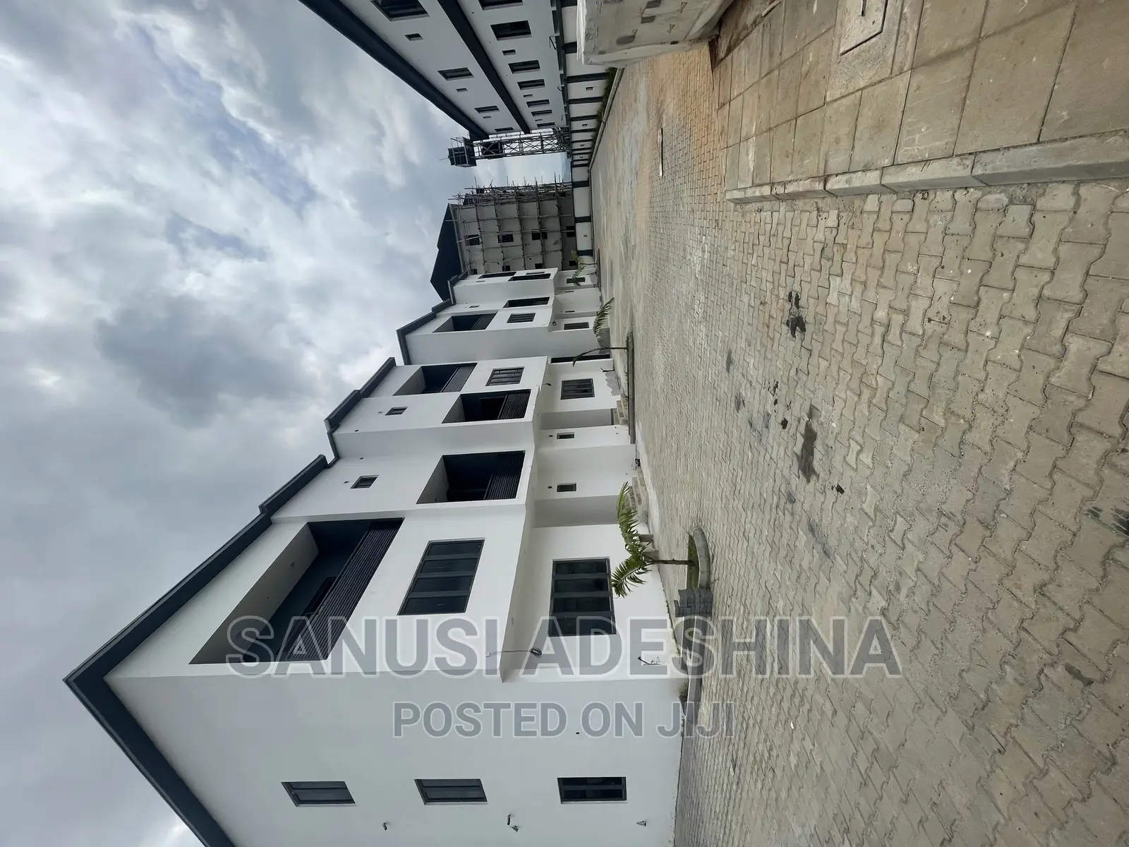 4bdrm Duplex in Jahi Gilmore Fct for rent