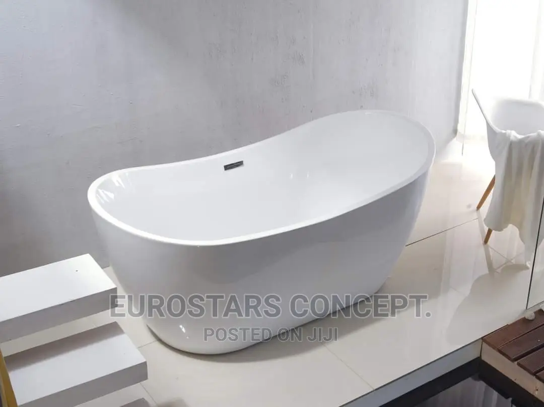 Modern Luxury Bath Tub