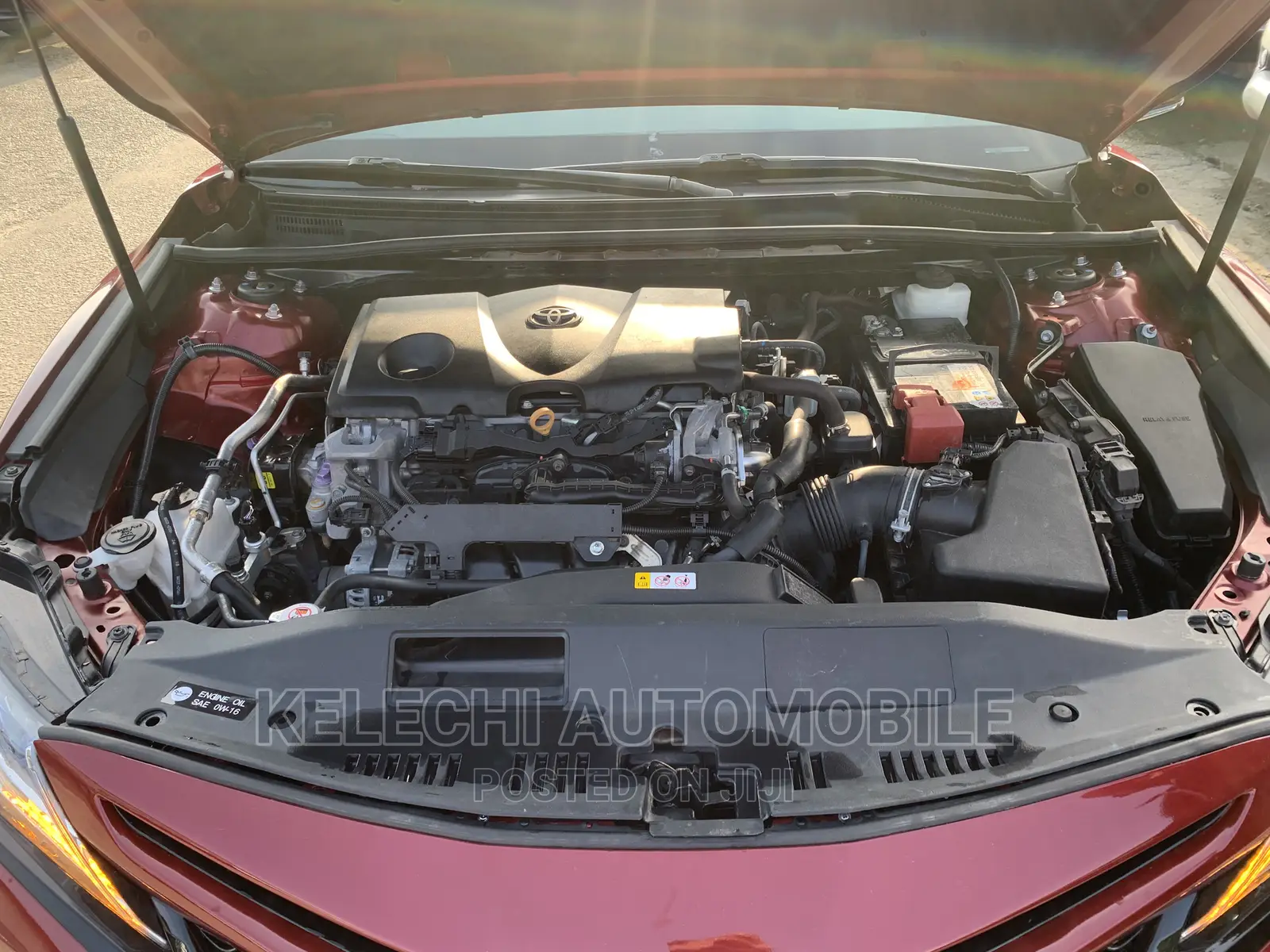 Toyota Camry SE FWD (2.5L 4cyl 8AM) 2018 Red