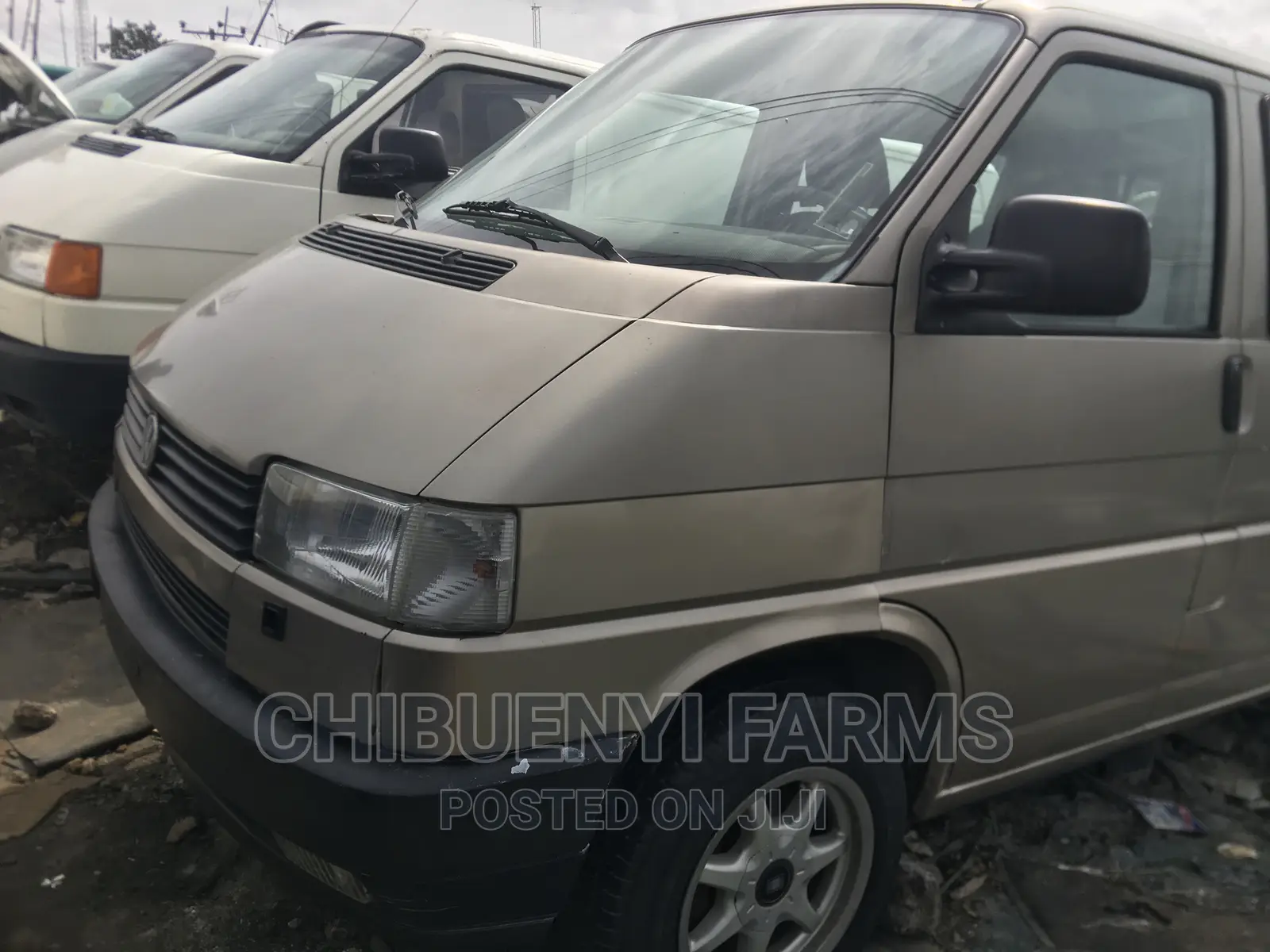 Volkswagen Transporter 2002 Gold