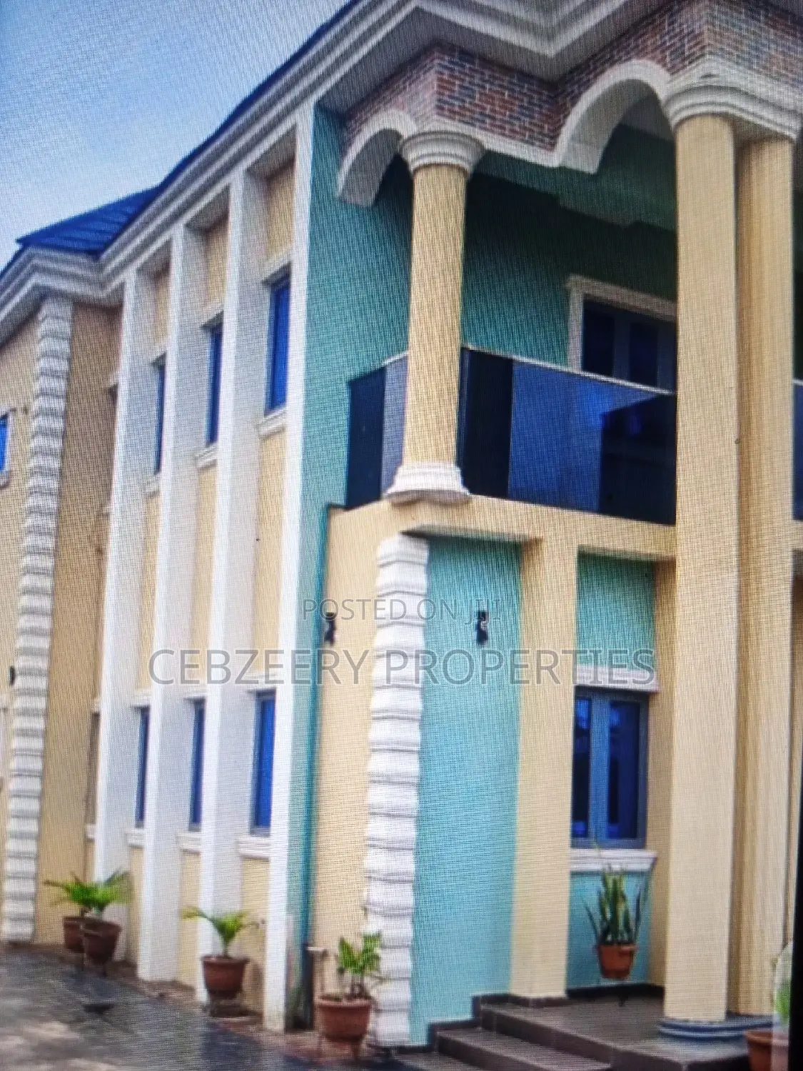 Furnished 5bdrm Duplex in Abule Egba for sale