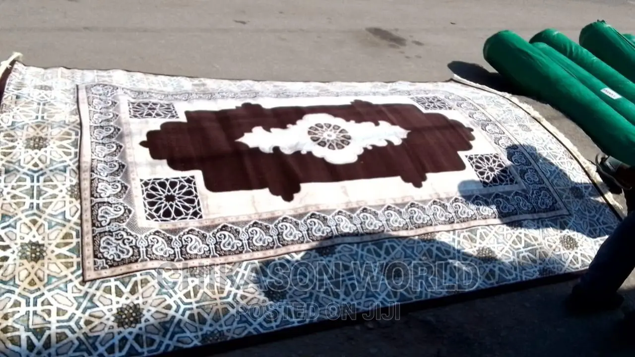 Thick Arabian Rugs