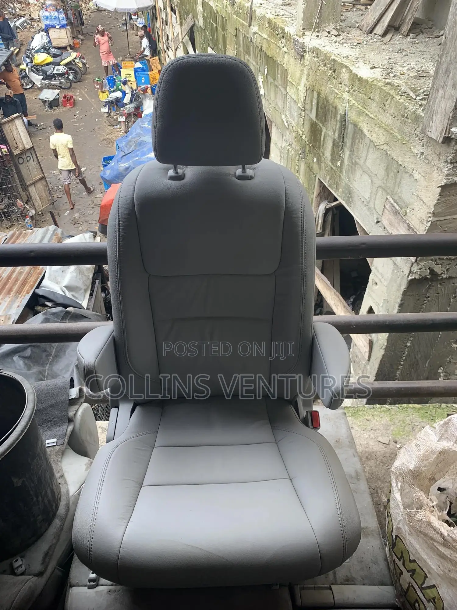 Complete Middle Seat Toyota Sienna 2015-17