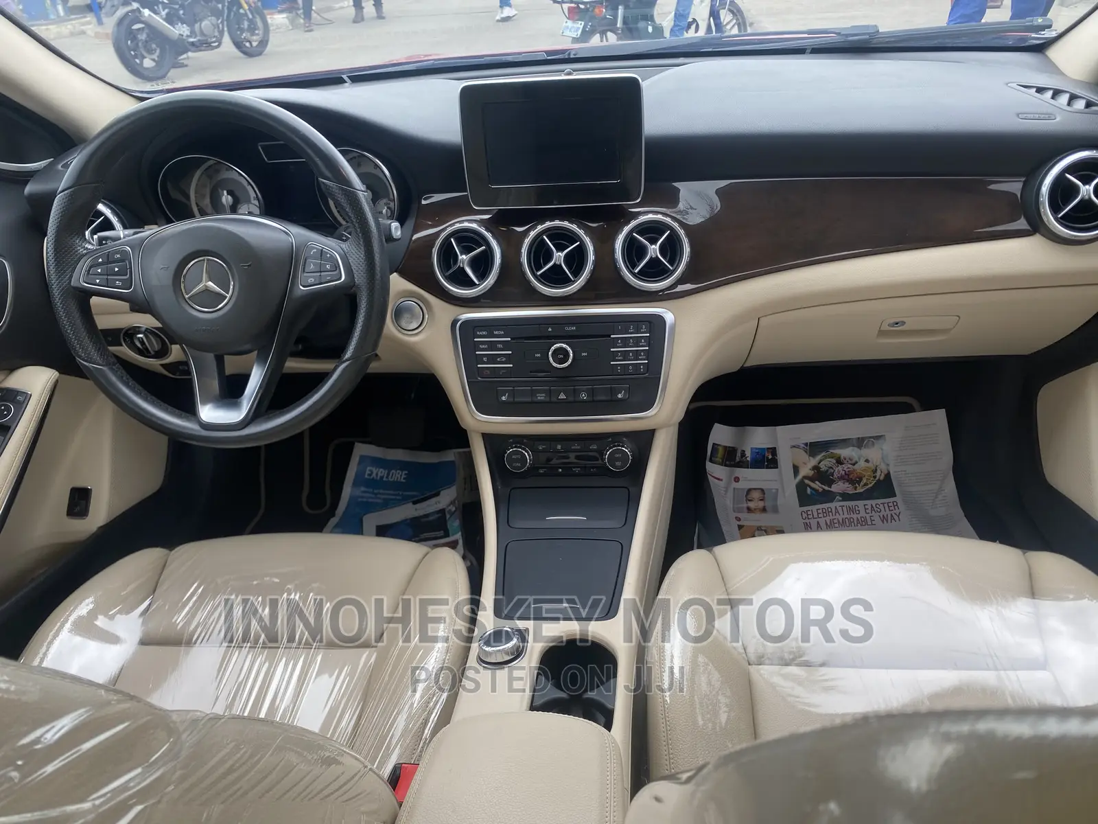 Mercedes-Benz GLA 250 2017 Red