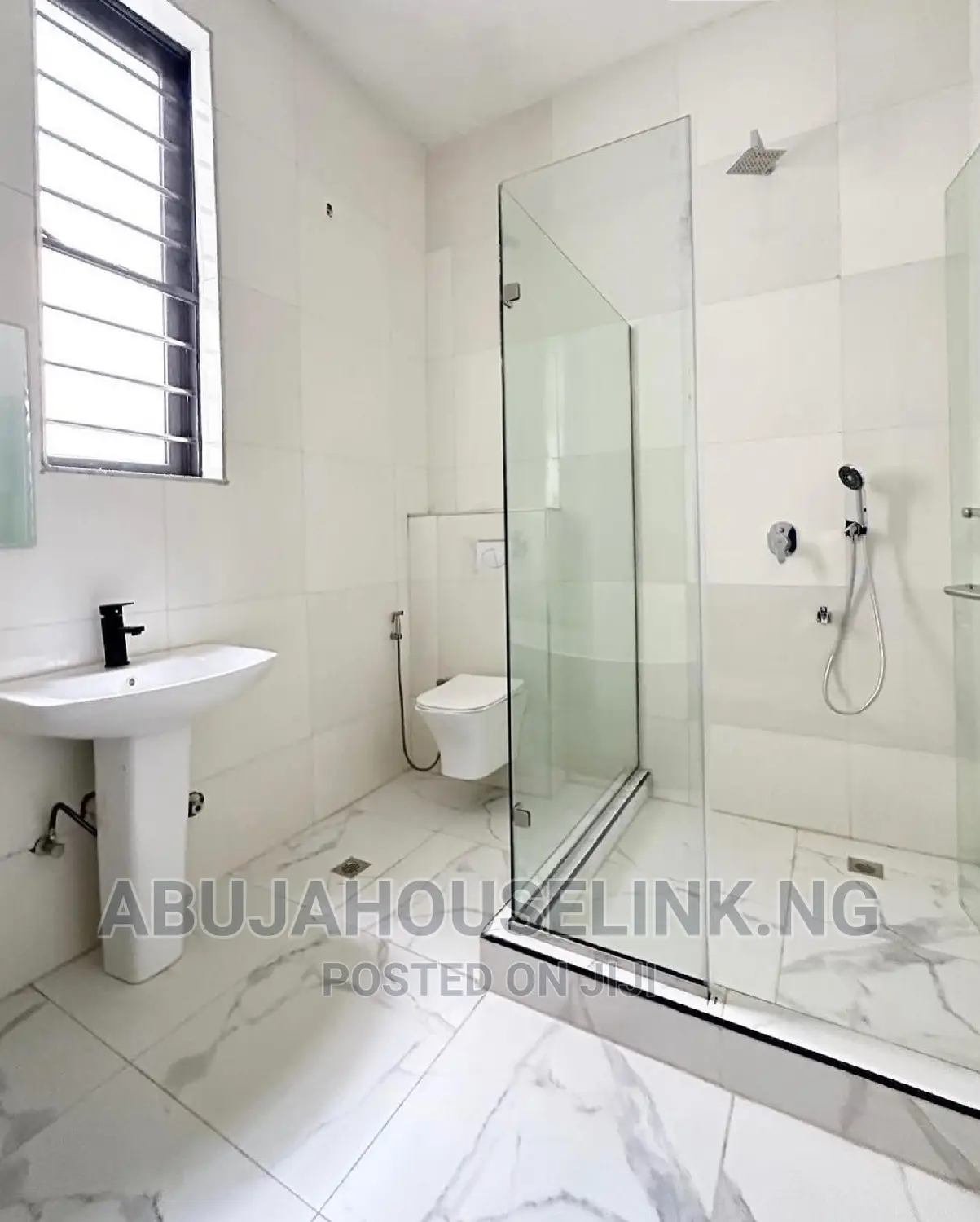 4bdrm Townhouse Terrace in Asokoro Main for Sale