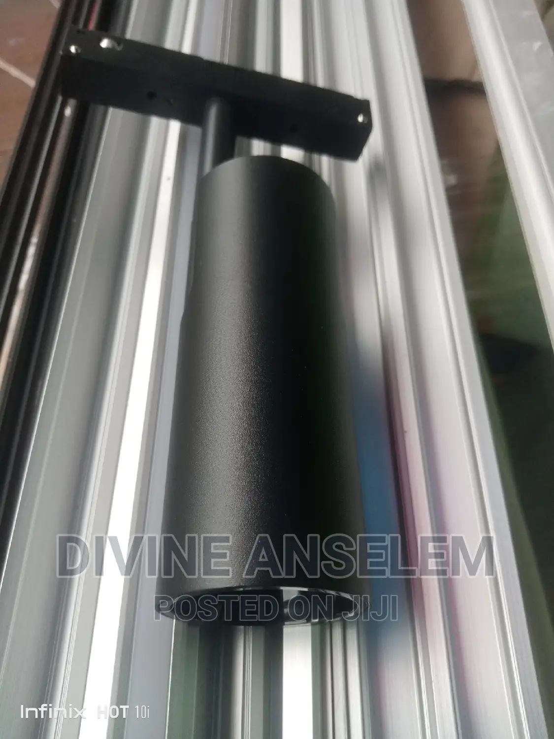 Magnetic Spot Track Light