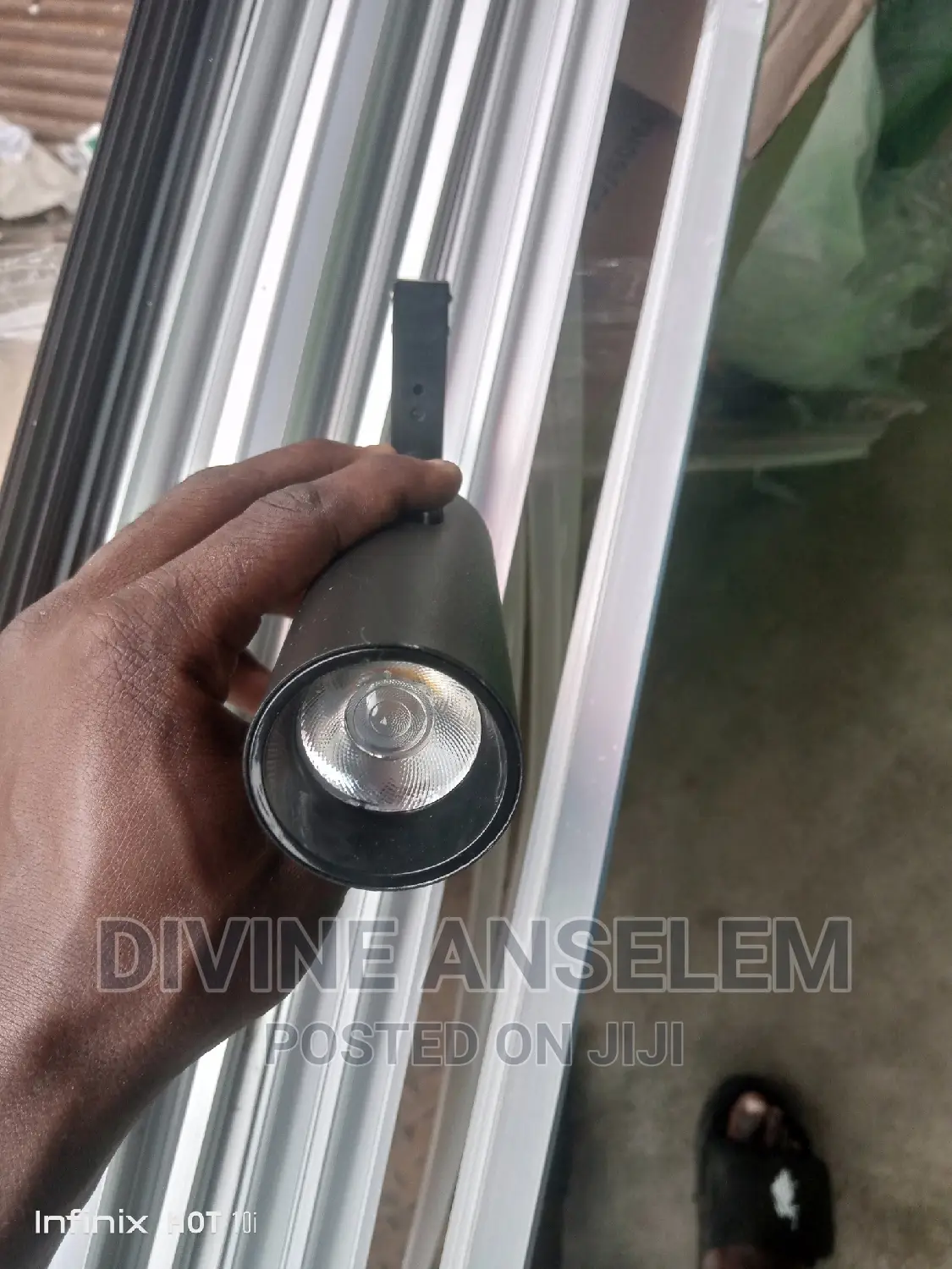 Magnetic Spot Track Light
