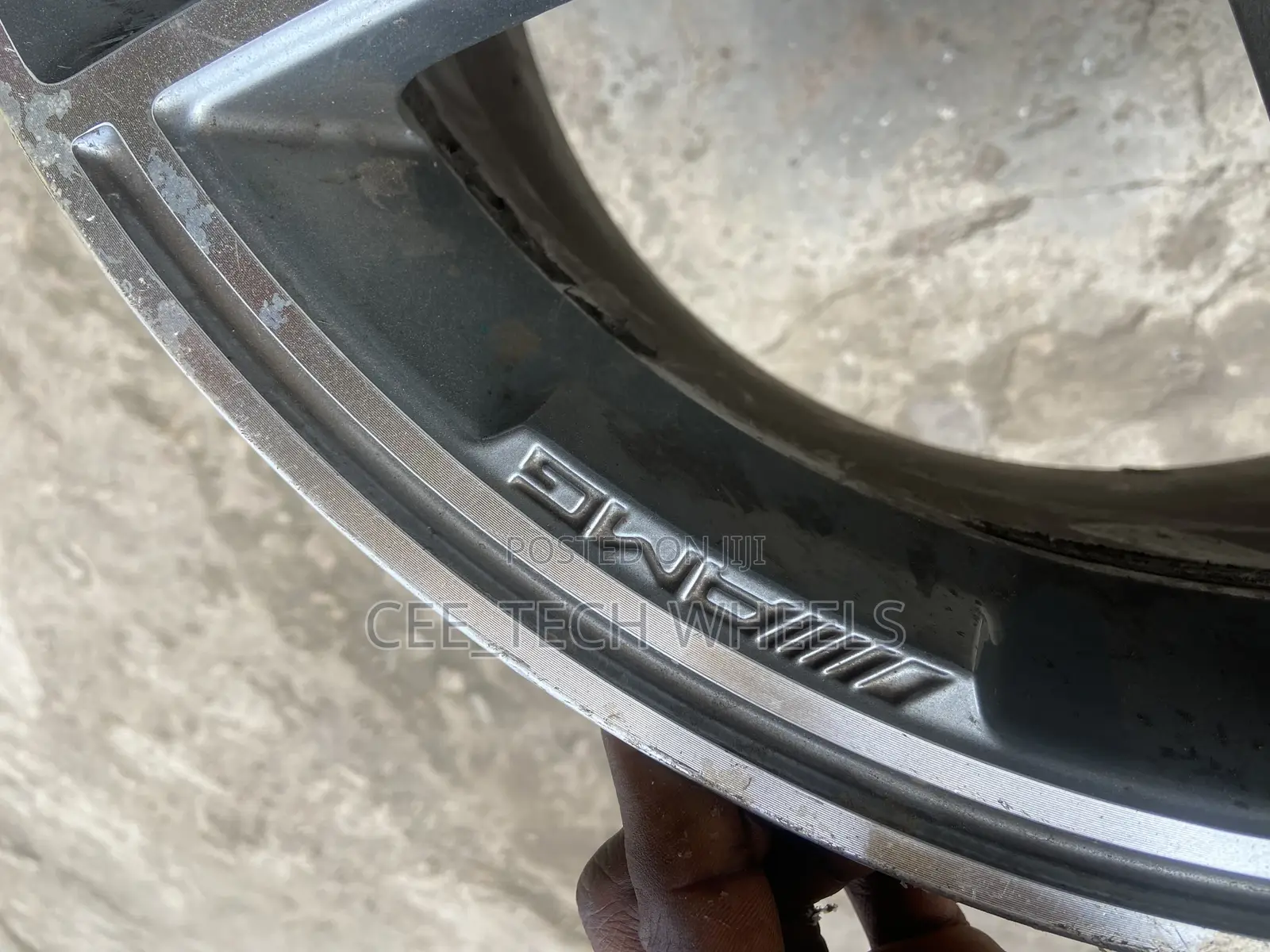 18 Inches Amg