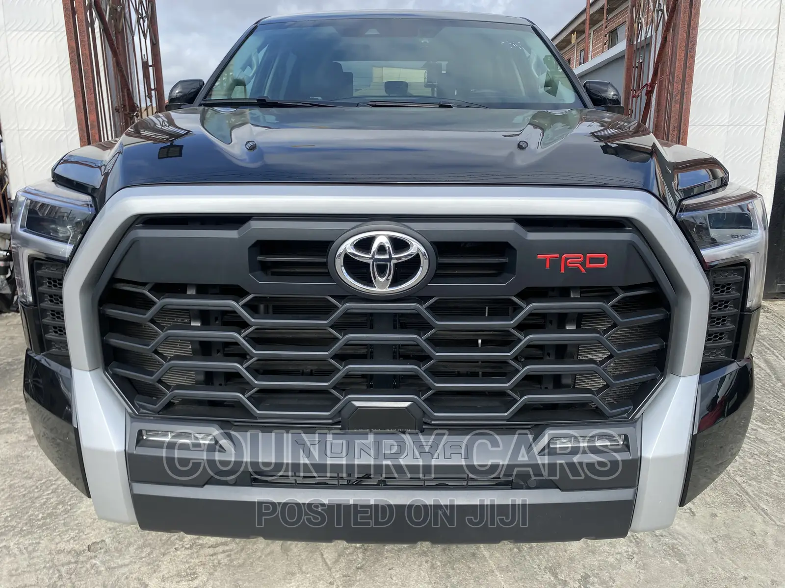Toyota Tundra 2023 Black