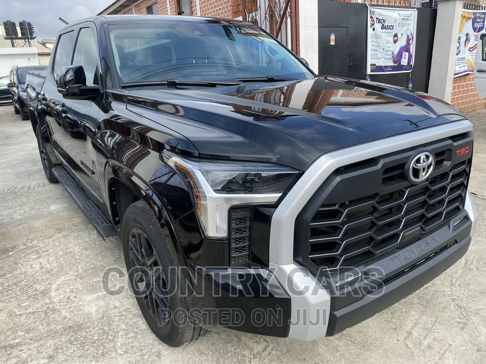 Toyota Tundra 2023 Black