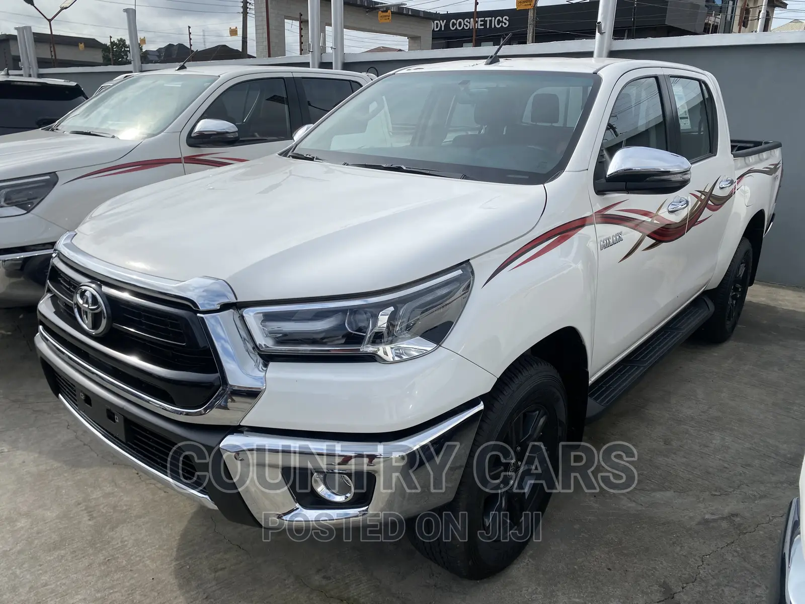 Toyota Hilux 2021 White
