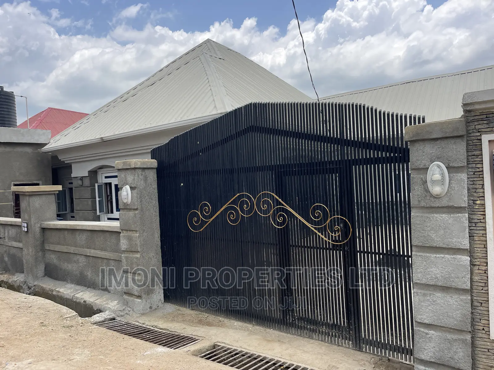 3bdrm Bungalow in Obasajo Road, Dutse-Alhaji for rent