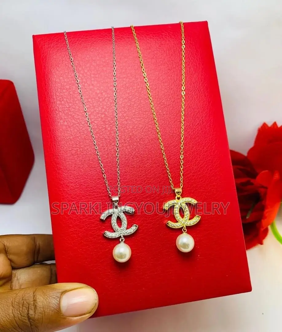 Ladies Necklace