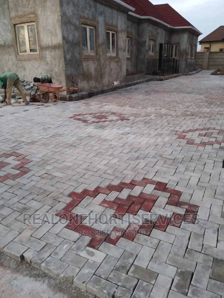 Interlock (Pavers) For Homeowner, Hotels, Malls, Office's