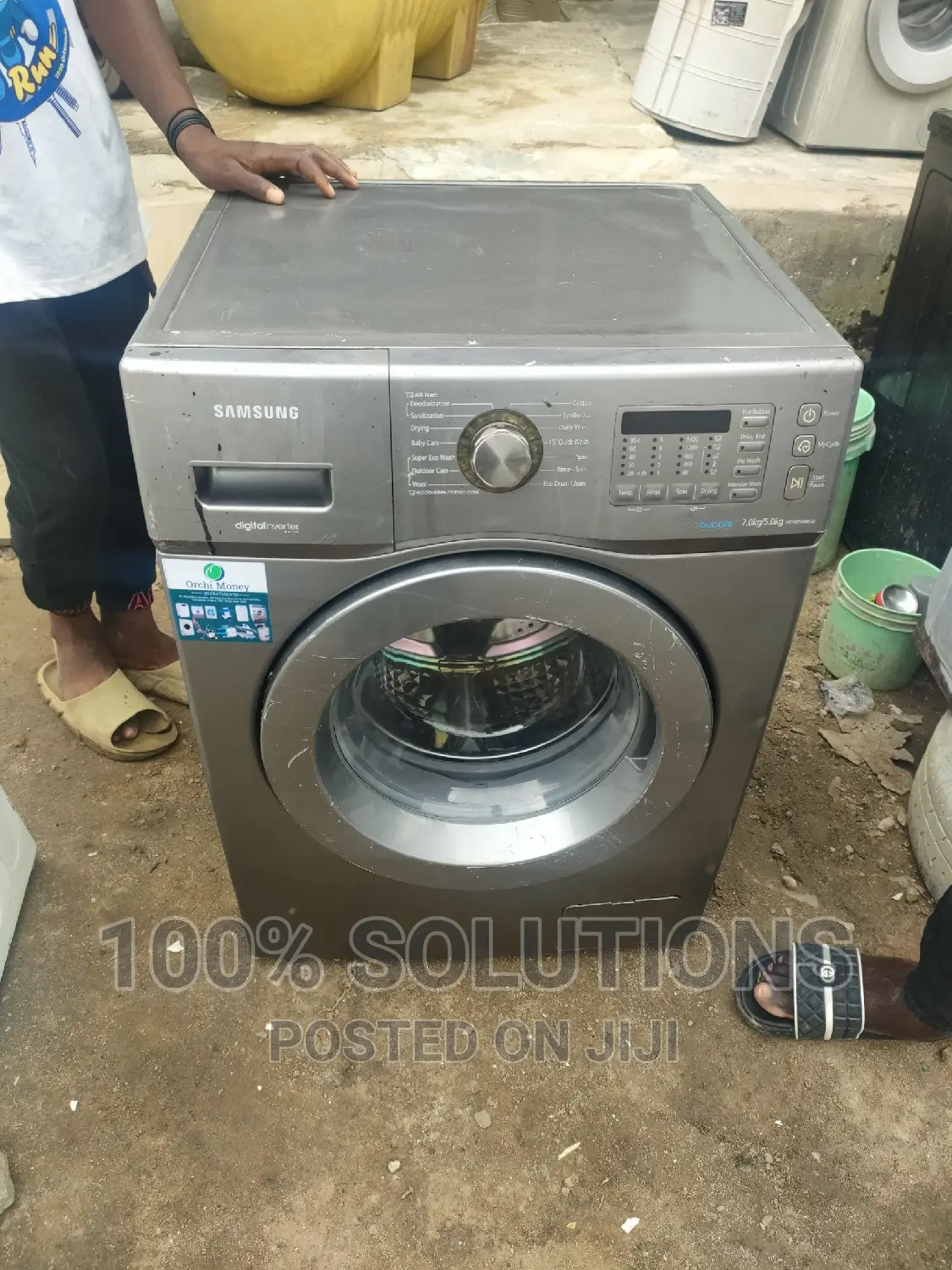 8kg Samsung Wash and Dry Washing Machine for Sale. Very Neat