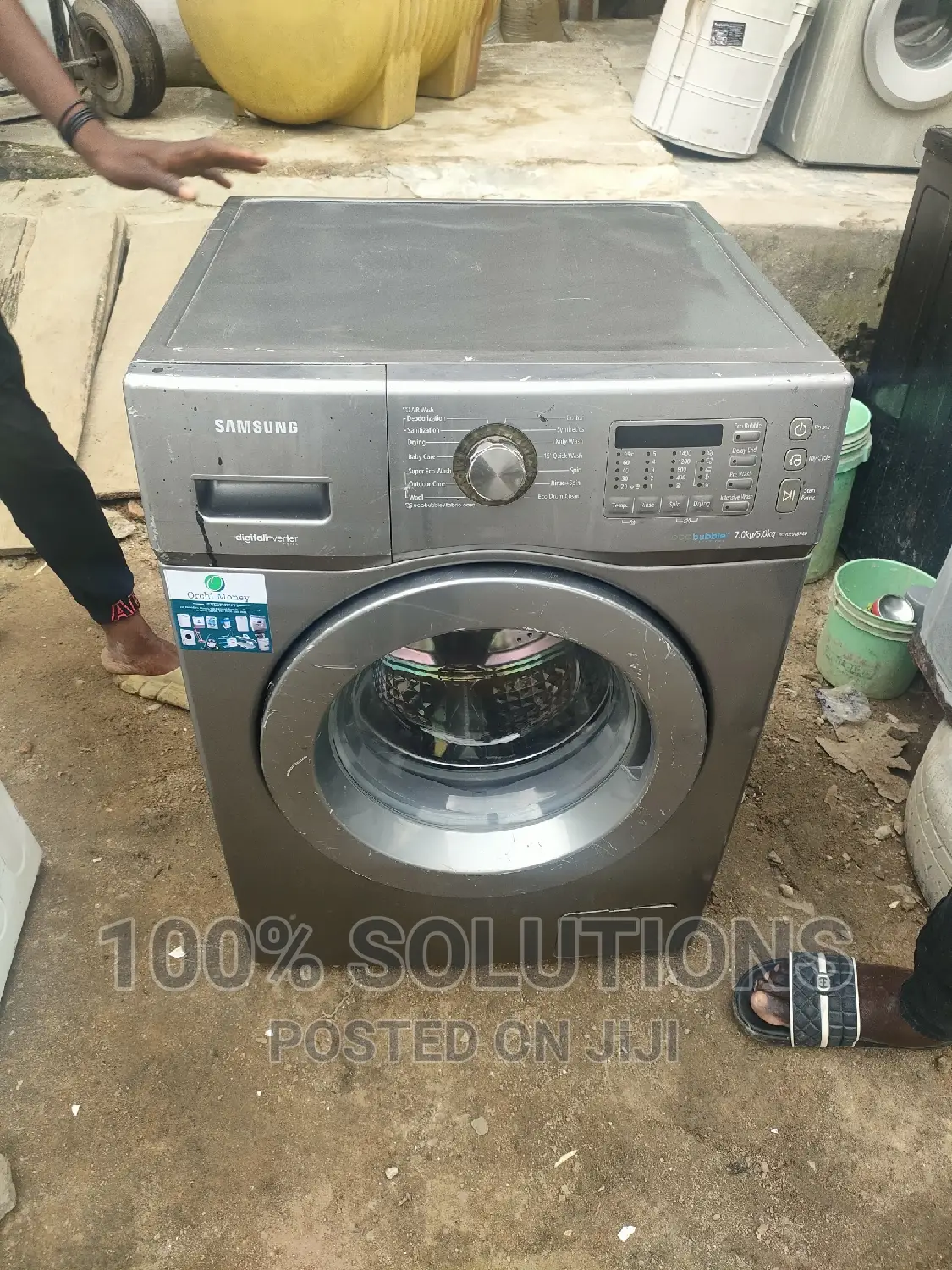 8kg Samsung Wash and Dry Washing Machine for Sale. Very Neat