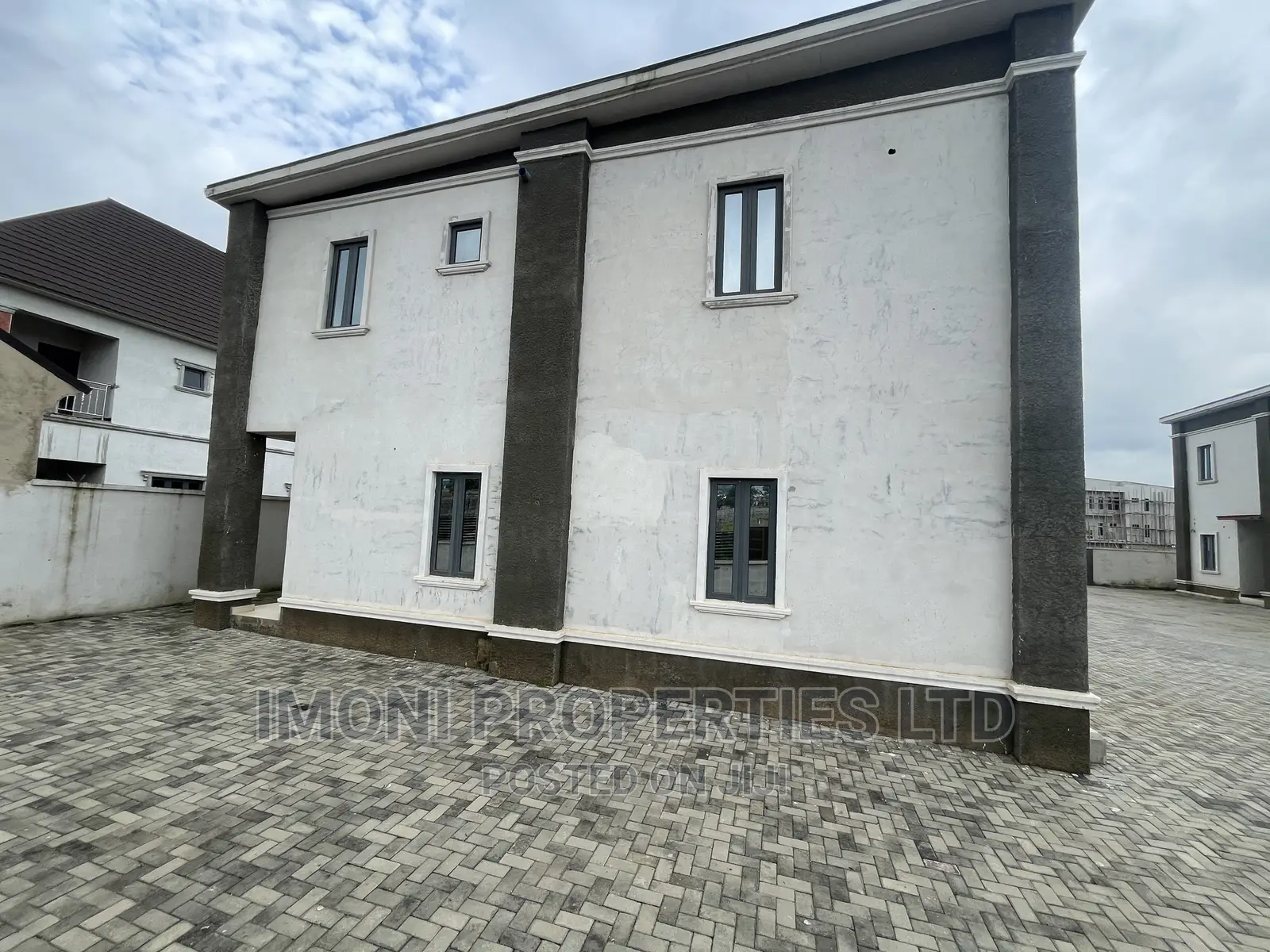 4bdrm Duplex in Fo1, Kubwa for rent