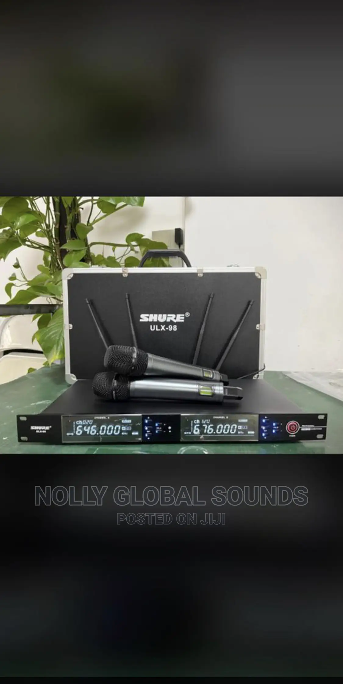 Shure ULX98 Dual-Channel Digital Wireless Handheld