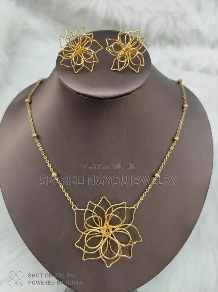Floral Jewelry Set