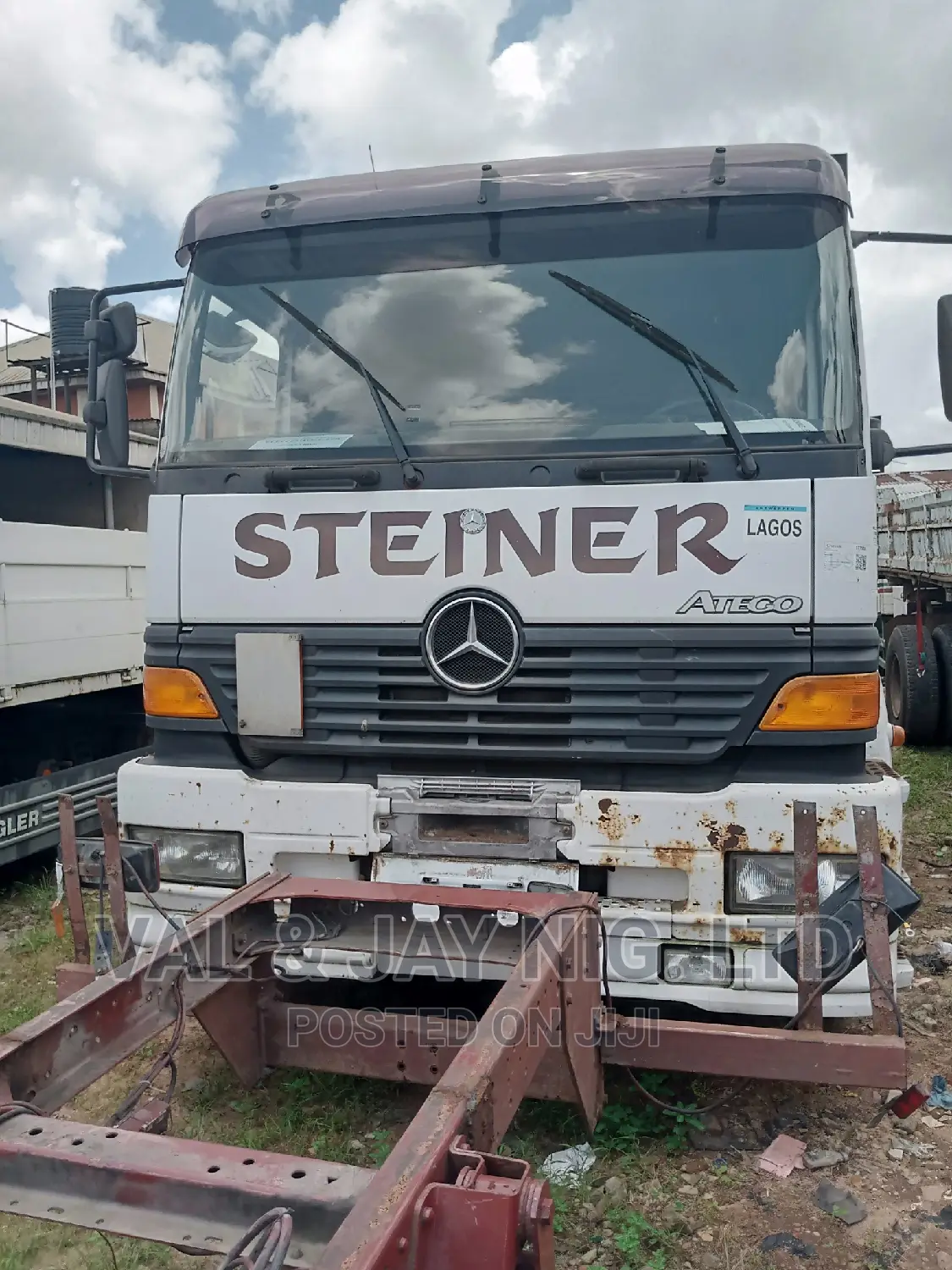 Mercedes Benz 1928 Truck -6 Tyres 2012 White