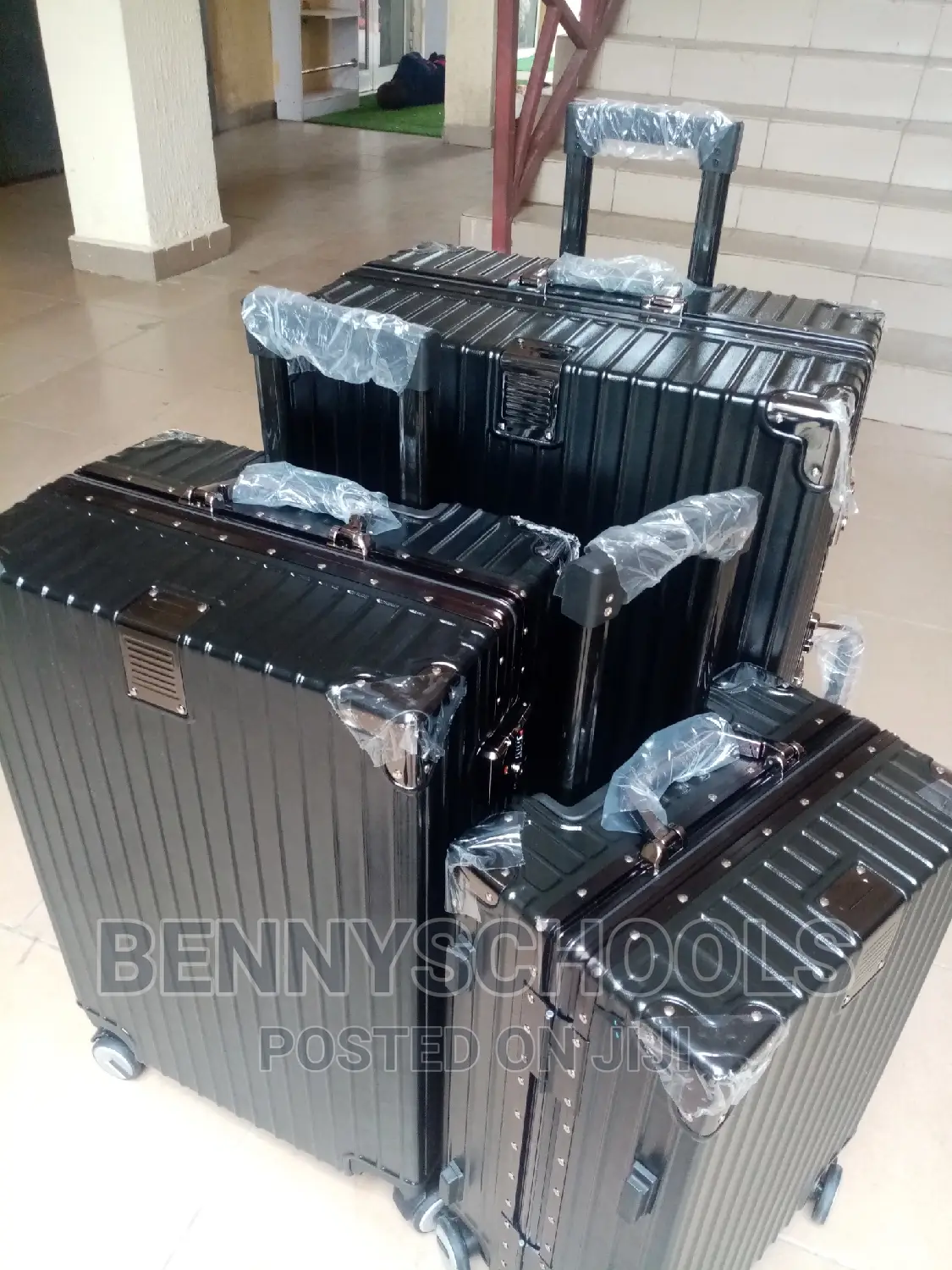 Set of Plain Design Aluminum Traveling Luggage Boxes