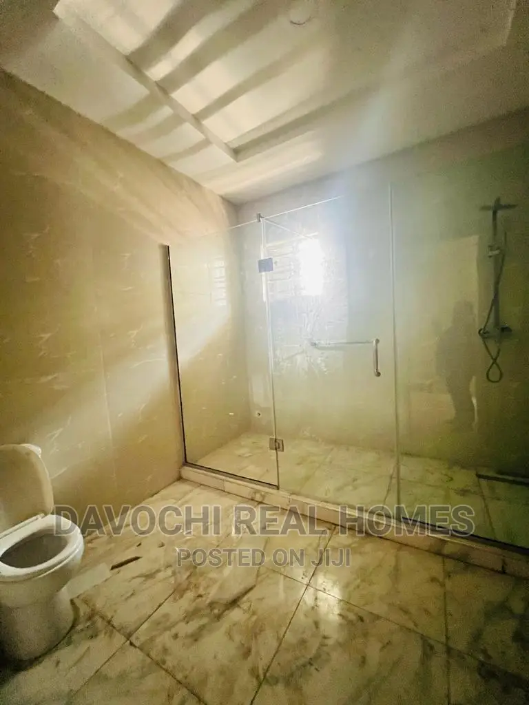 4bdrm Duplex in Orchid Road, Lekki for rent
