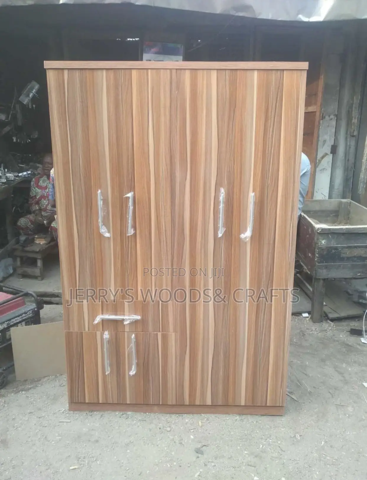 4ft by 6 Wardrobe