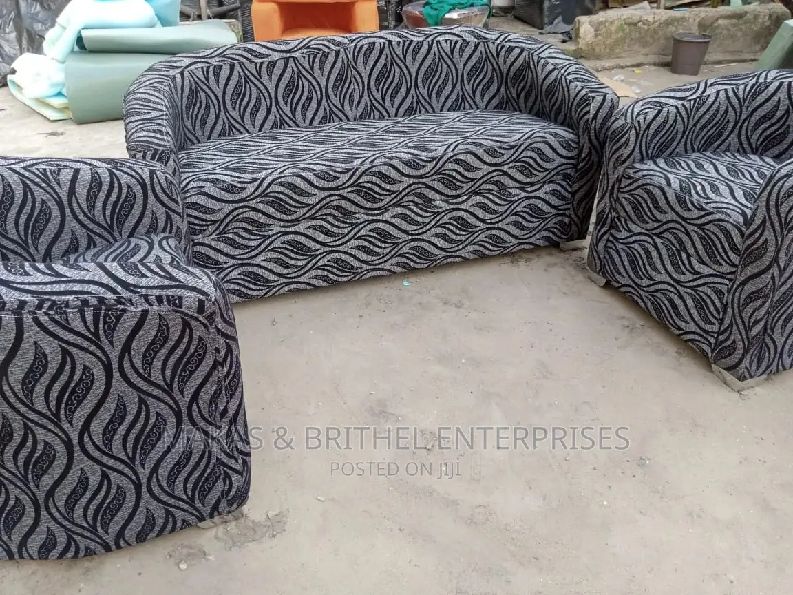 Fabric Bucket Chair for Office, Restaurant, Home, Bars