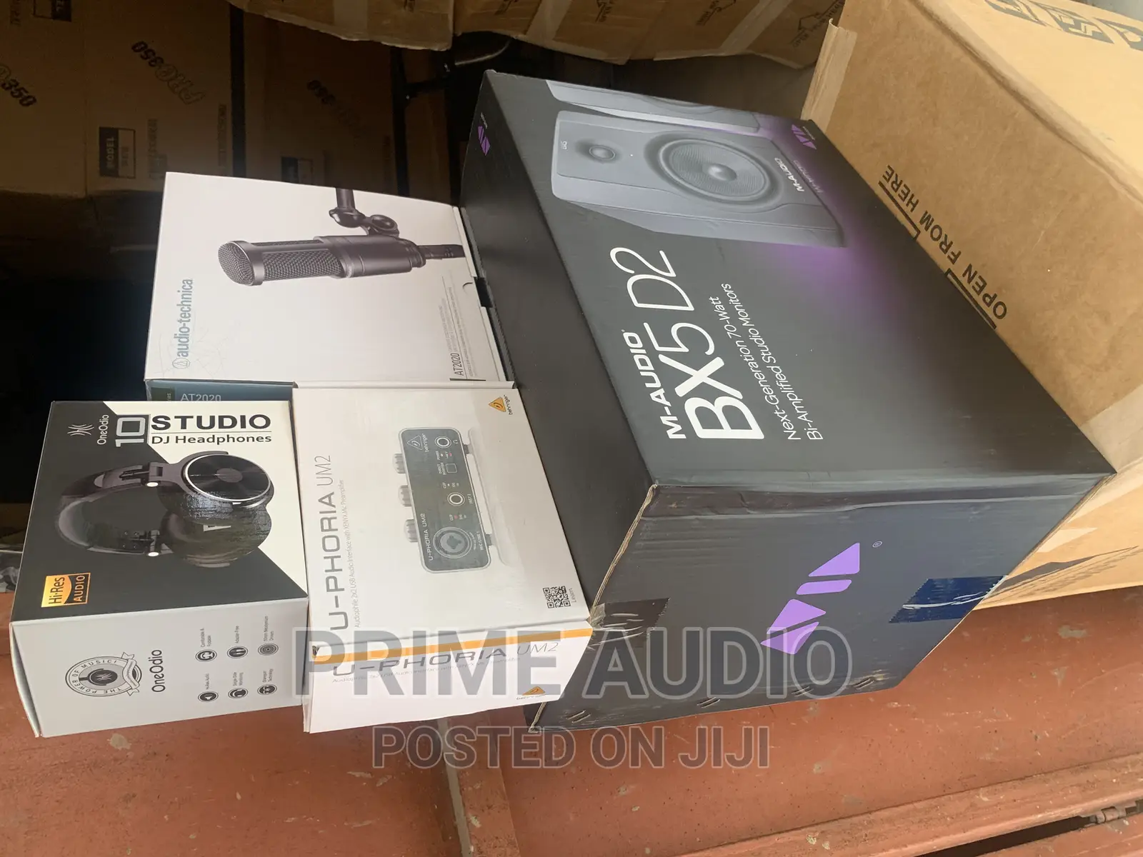 Studio Bundle Maudio Bx5 D2, AT2020, UM2 and Oneodio 10 Pack