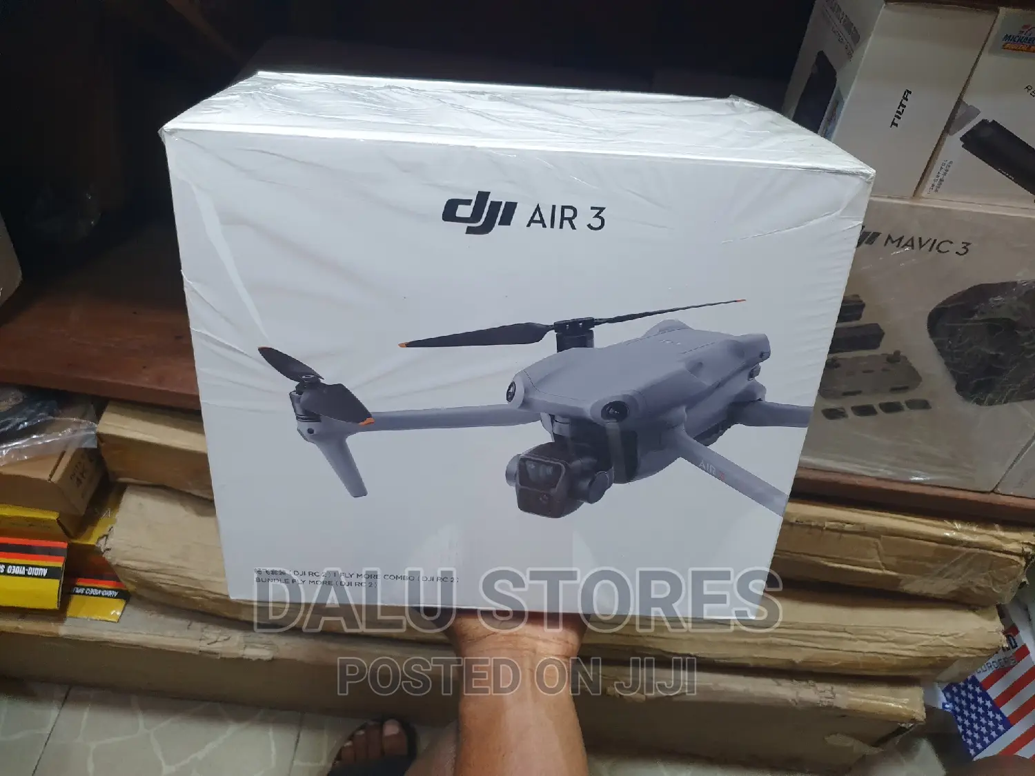 DJI Air 3
Drone