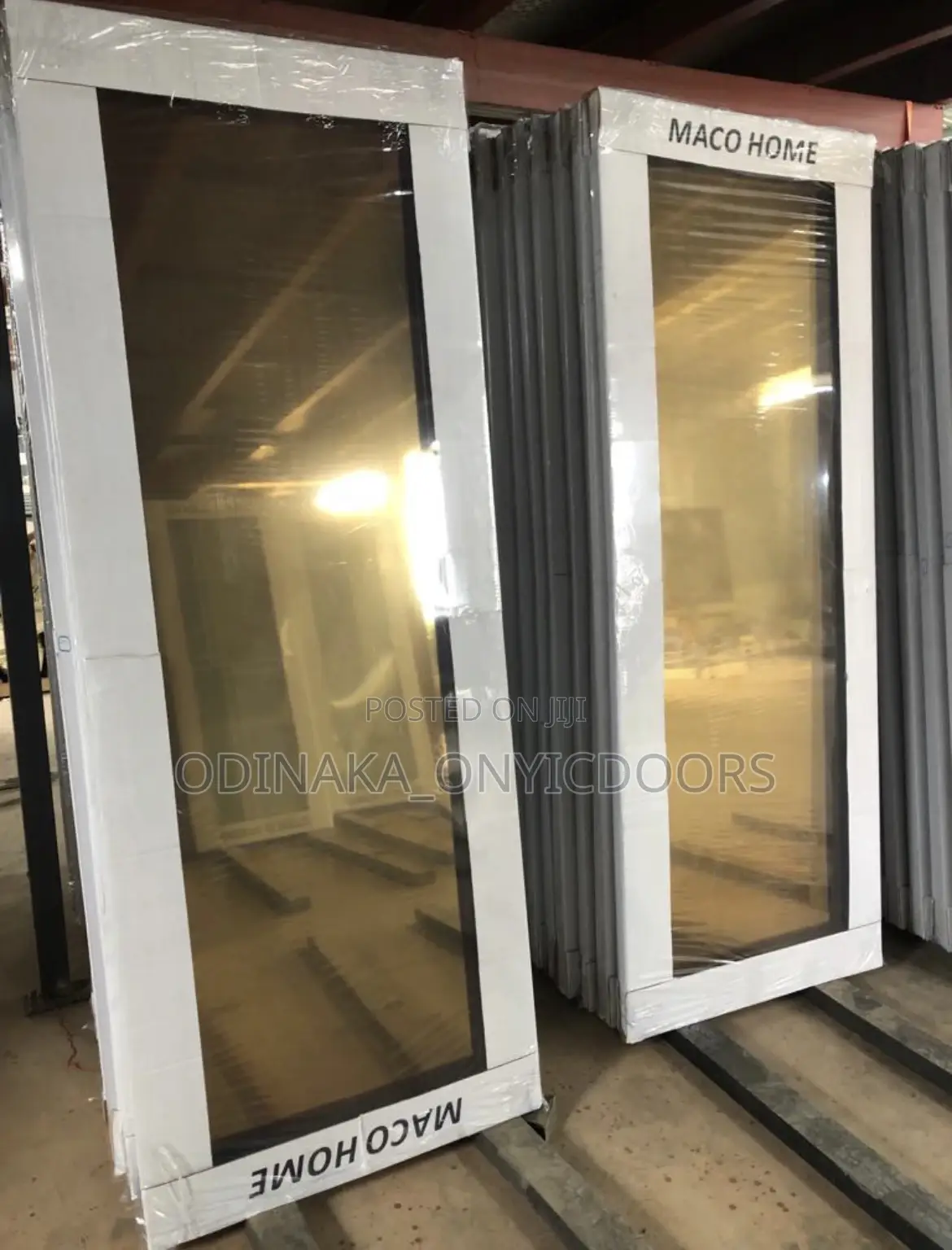 2.1 By 750 Aluminum Frame Full Glass Luxury Toilet Door