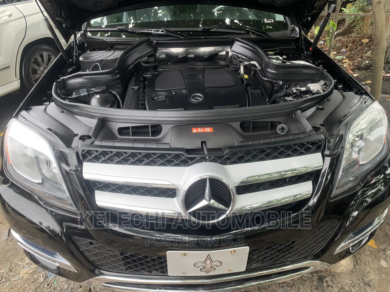 Mercedes-Benz GLK-Class Base GLK 350 4dr AWD 4MATIC (3.5L 6cyl 7A) 2015